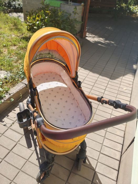 Детская коляска (2 шт)