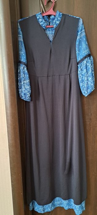 Платье летнее  Karl Lagerfeld  размер  S