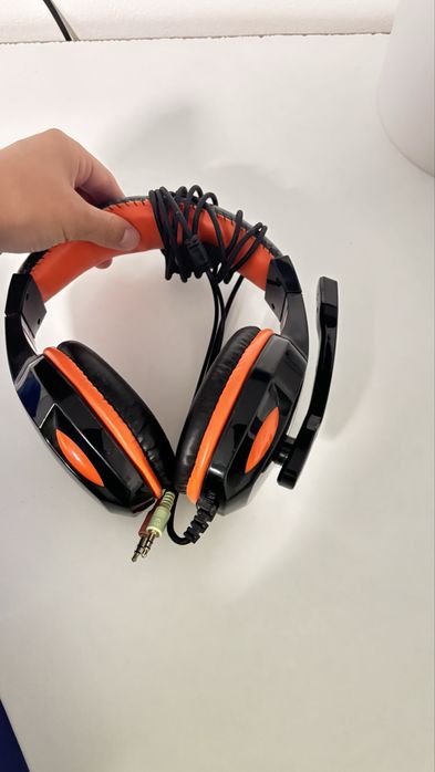 Căști Gaming Meetion cu microfon – stare bună