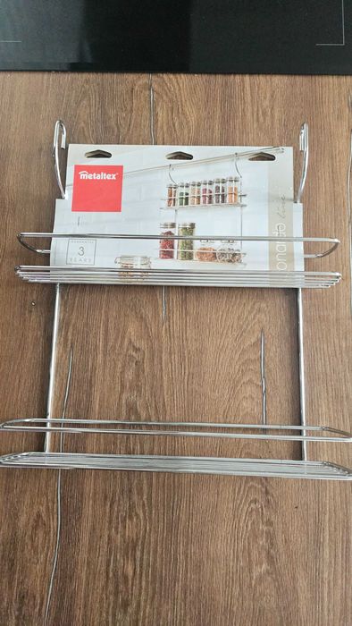 Двоен окачващ се рафт за кухня Metaltex