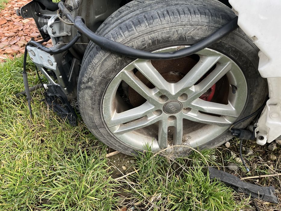 Piese Audi A6 4F C6 an 2006 motor 2.0 Tdi 140 cp BLB.bara spate stop