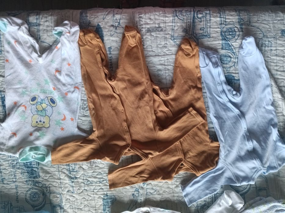 Лот бебешки дрехи размер 56