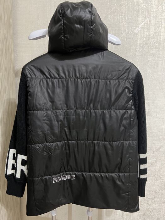 Продам демисезонную куртку