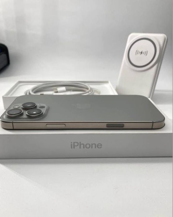 iPhone 16 PRO MAX ca NOU cu 100% BATERIA , Accept Schimb