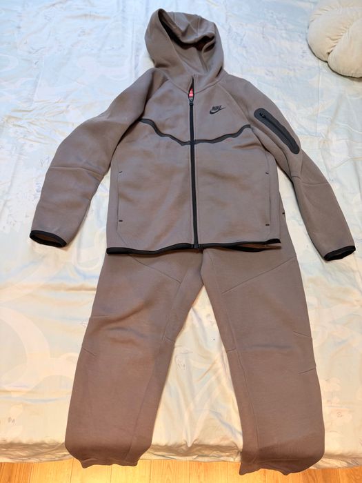 Nike tech за момчета