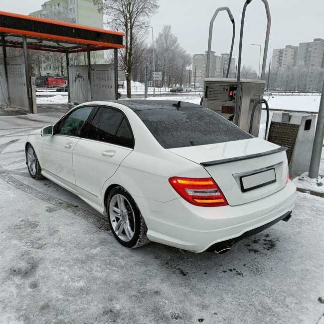 Eleron Lip Codita Portbagaj Mercedes Benz C-Class W204, Negru Lucios