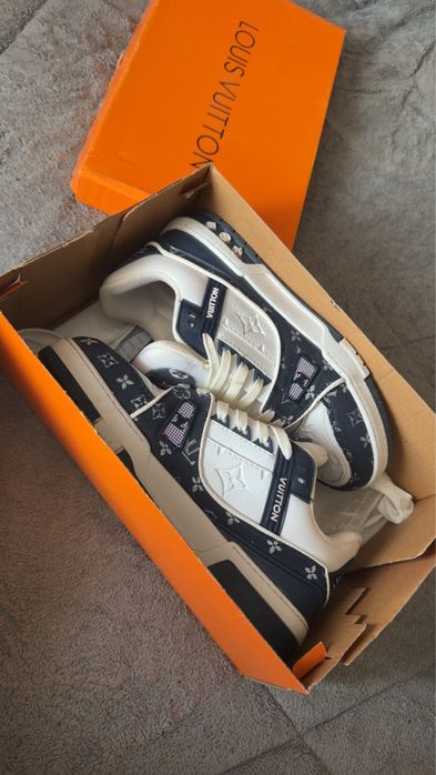 Vand louis vuitton trainer