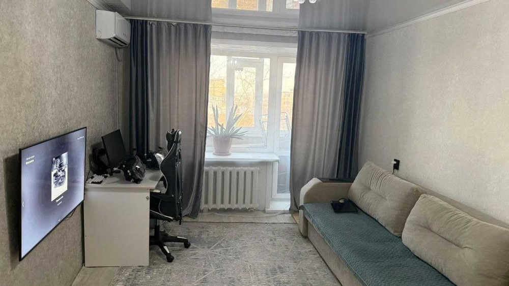 Продам однокомнатную квартиру в малосемейном доме Бородина, д. 223