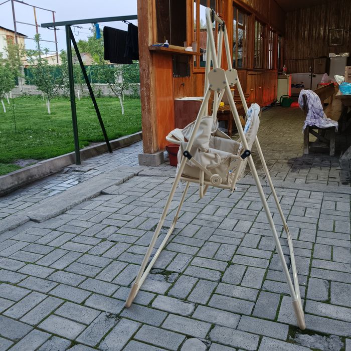 Качеля детская  состояние хорошее