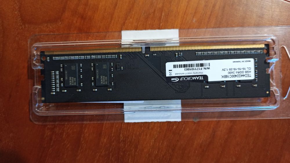 ОЗУ DDR4 4gb 2400mhz