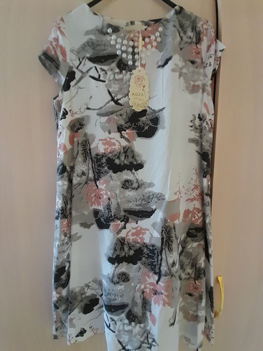 Продам платья 48-52р