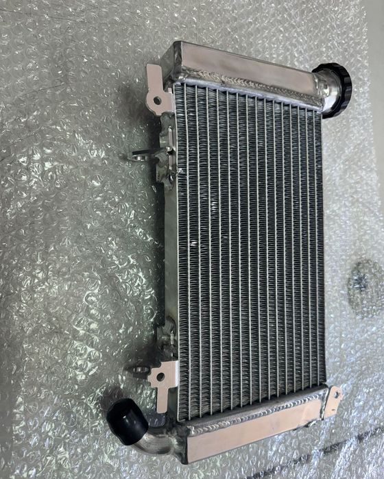 НОВ Радиатор за Honda CB500X