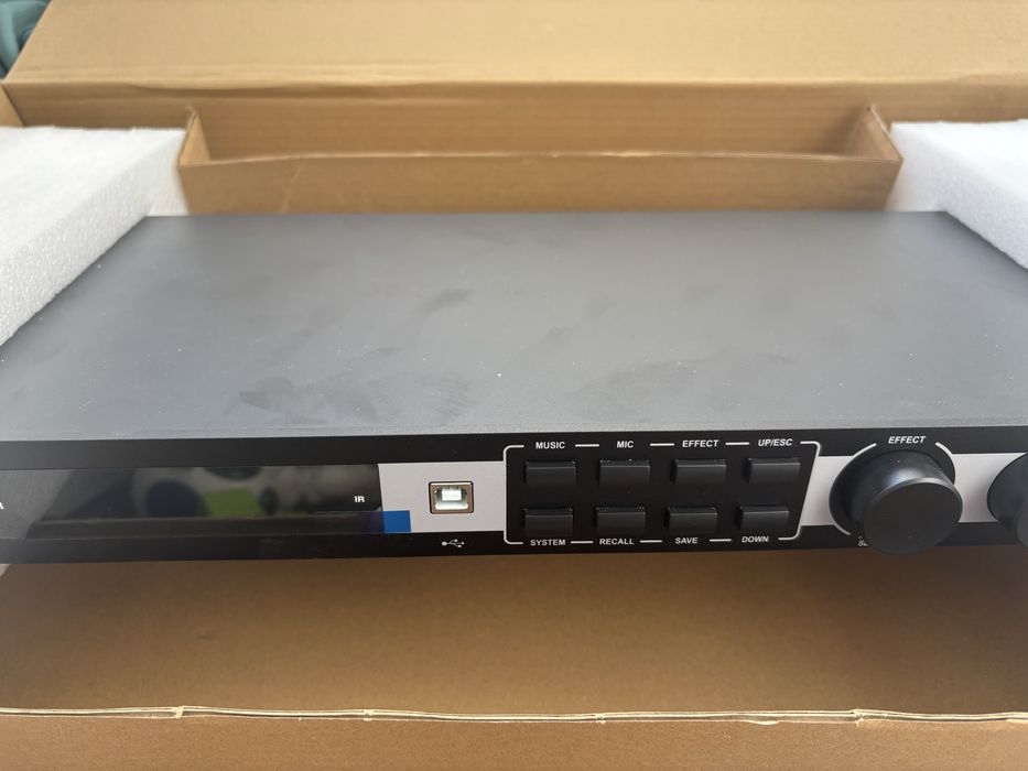Продам процессор караоке JBL KX180
