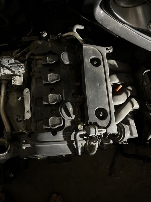 Двигатель BLX BVX пассат Б6 гольф 5 FSI