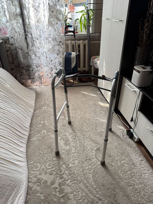 ходунки, хорошего качества