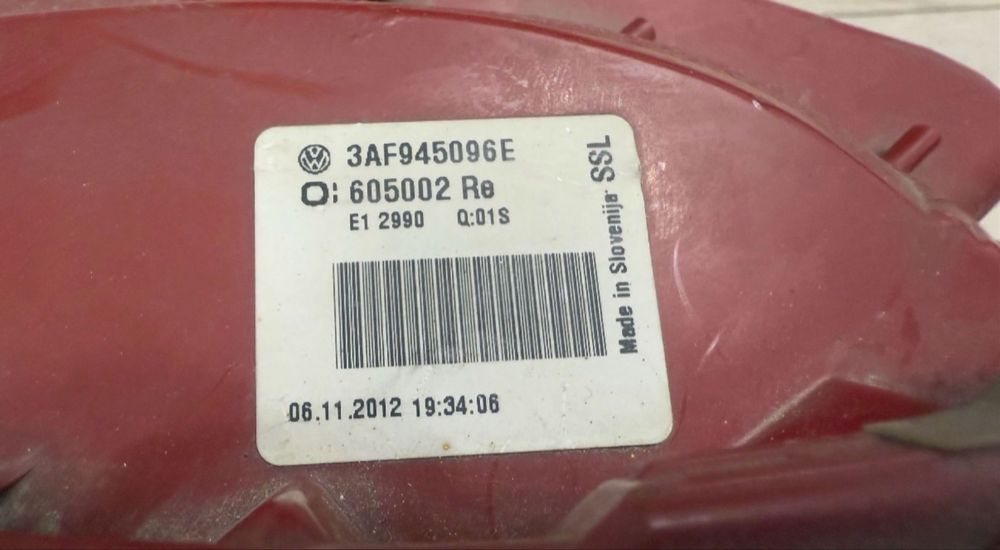 Stop/tripla spate dreapta aripa Volkswagen Passat B7 Variant - fara led