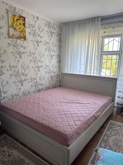 Продается кровать для спальни