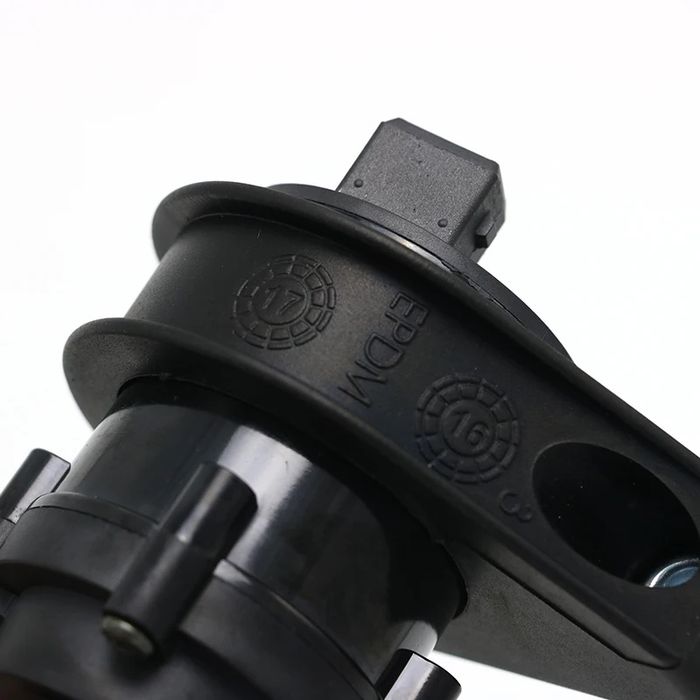 Помощен водна помпа за охлаждане за:
BMW E65 E66