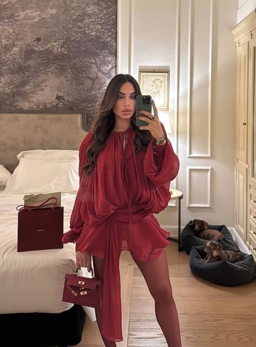 Рокля по модел на miss roiser