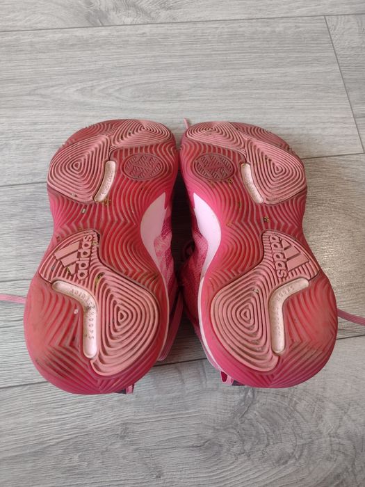 Маратонки Adidas 36,5