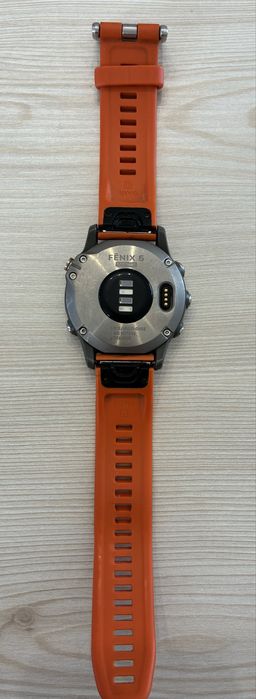 Garmin Fenix 6 Sapphire Titanium stare 9.5/10 + 10 seturi curele color