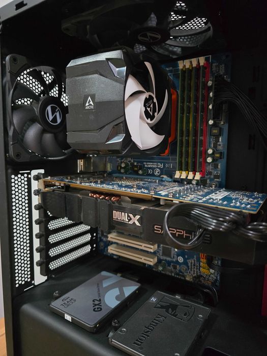 Ретро Гейминг Компютър Windows XP Retro Gaming PC Игри AMD Radeon HD