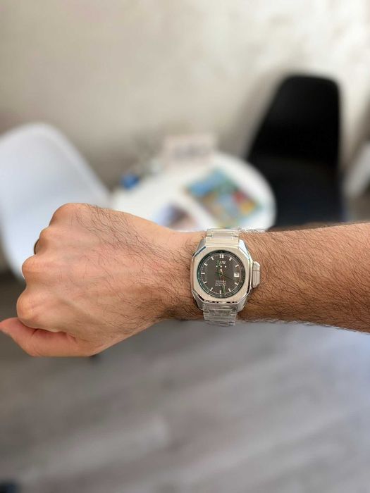RSW Overseas Swiss Automatic