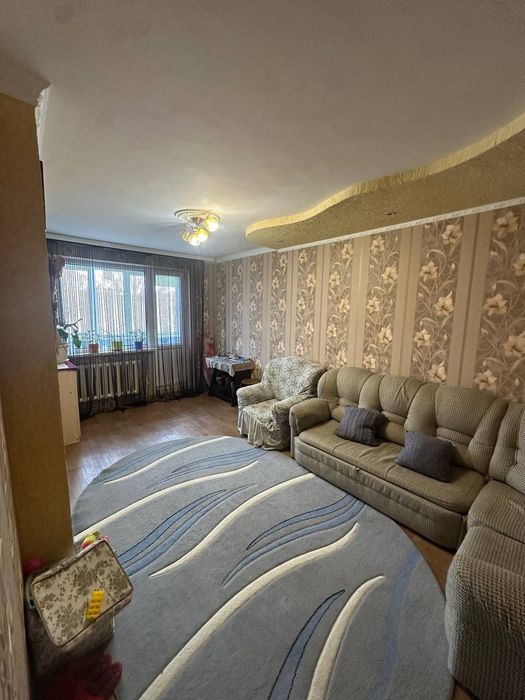 Продам 2комн квартиру.