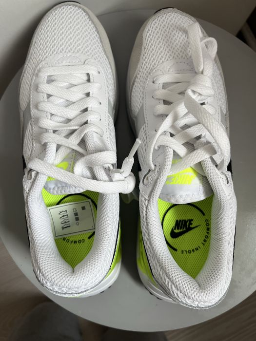 Дамски маратонки Nike