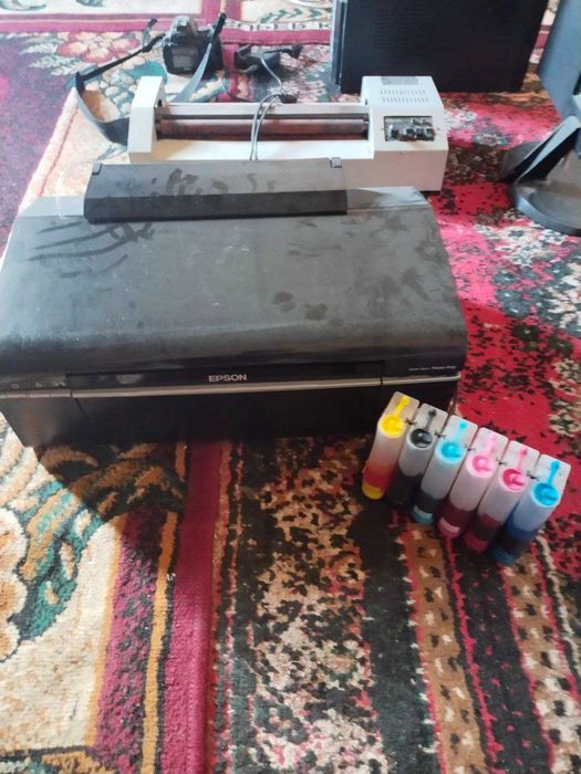 Продается комплект компьютер принтер 3шт ламинатор визрезак фотоапарат