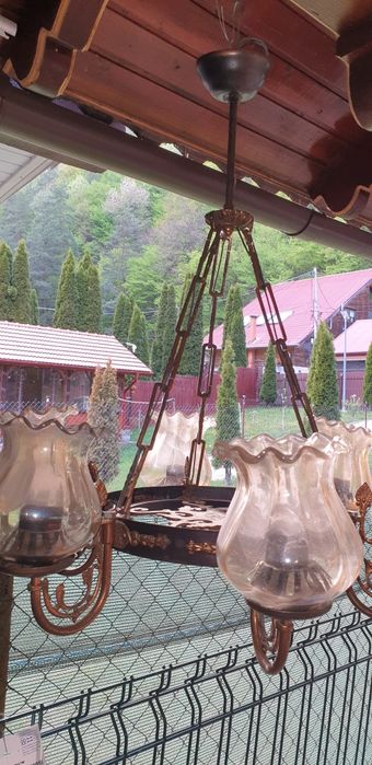 Candelabru vechi perfect funcțional