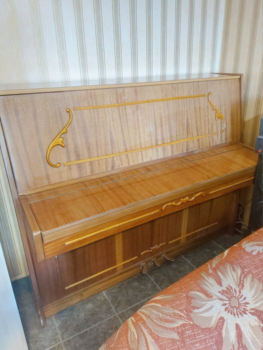 Пиано Украйна 1991г.