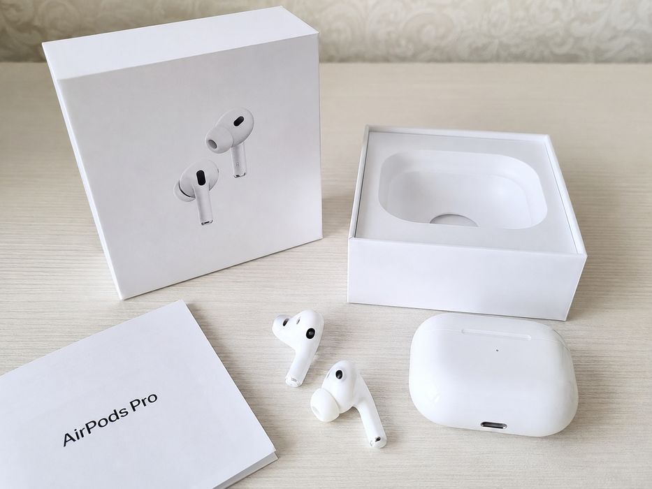 AirPods Pro 3 — новые беспроводные наушники, стильный дизайн, отличное