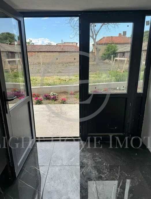 Продава се Къща в с. Войводиново, Област Пловдив - 180 кв.м за 1223 €/кв.м - Снимка #2