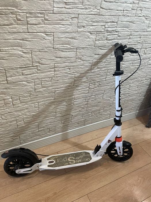 Продам новый самокат