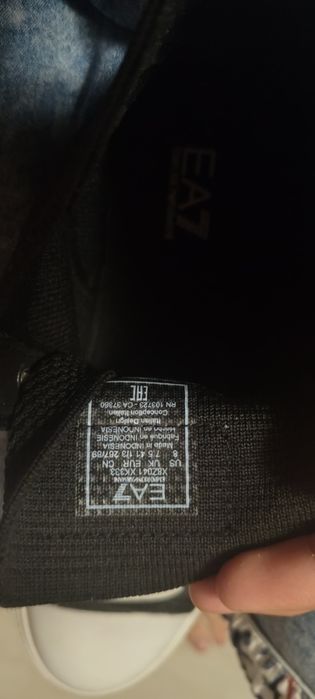 Adidași Emporio Armani noi