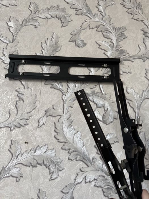 Продается Кронштейн