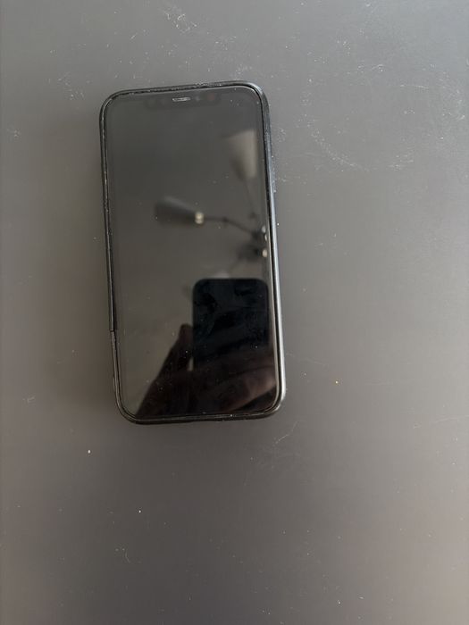 Айфон 11 с гарантией