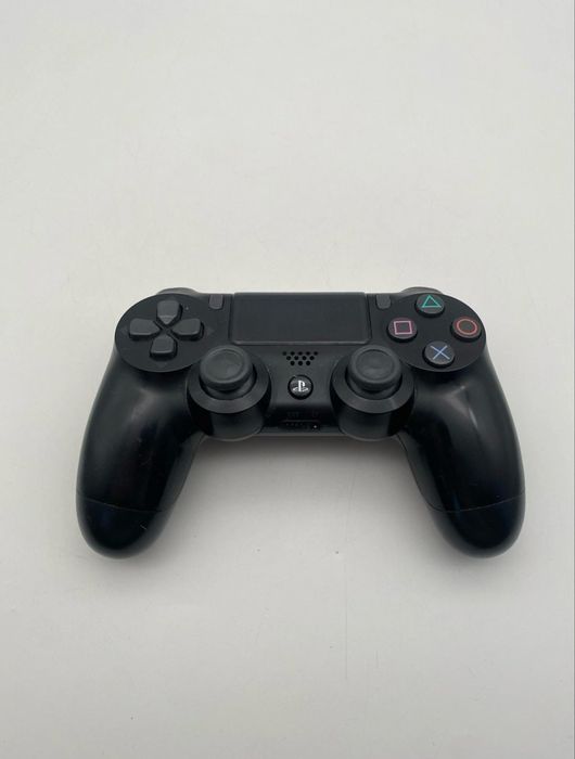 PlayStation 4 (PS4) Slim – Stare bună, curățat recent