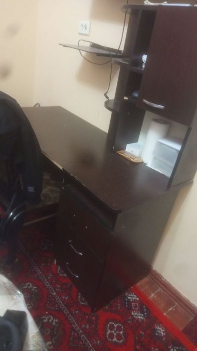 Продам спальный гарнитур