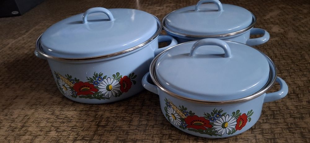 Набор кастрюль из 3 штук