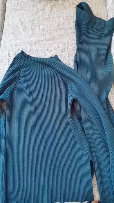 Двойка вязанная очень нежная