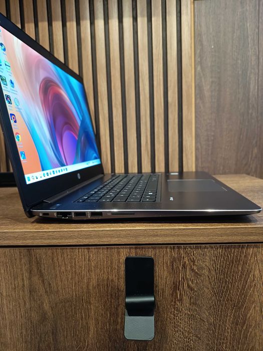 HP ZBook Studio G3 4K UHD отличен