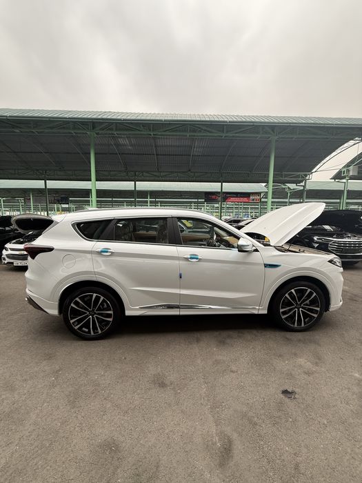 Jetour x70 plus luxury sotiladi