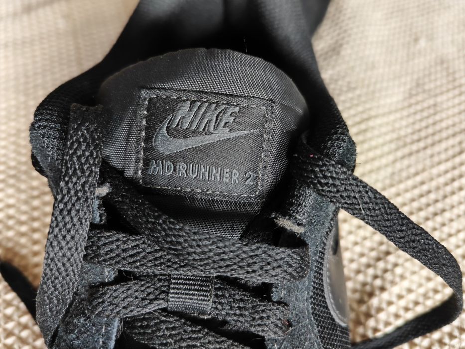 Нови, оригинални Nike MD Runner 2 / EUR 43-27.5 см.