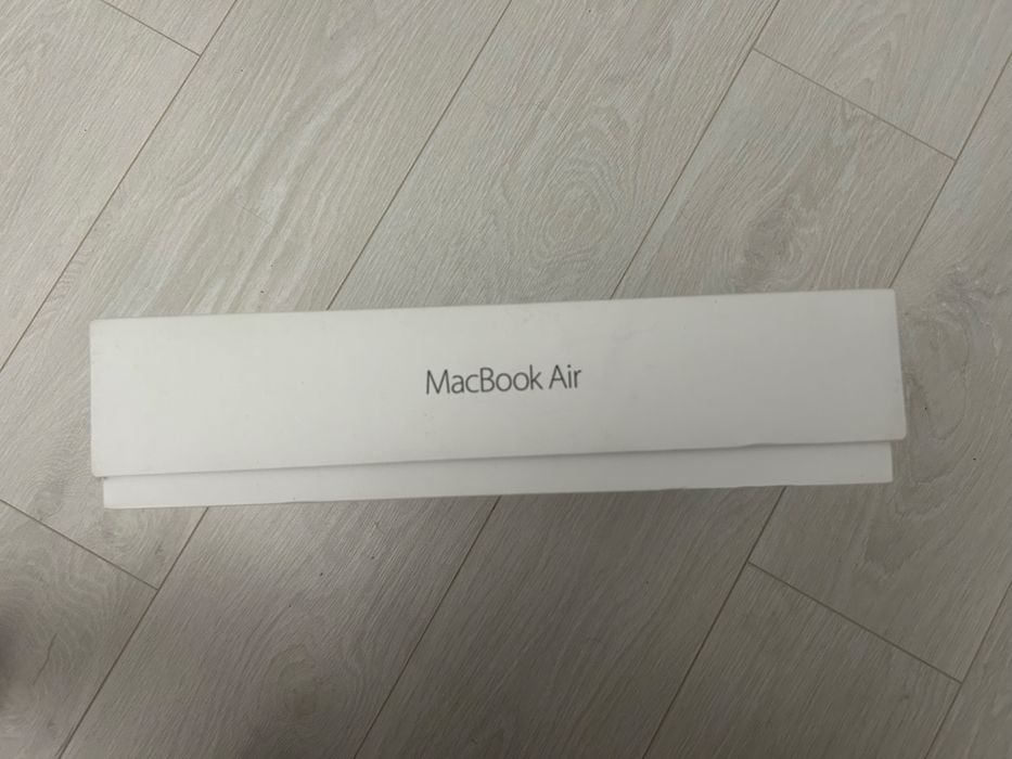 Продам MacBook Air  2017 г.128 gb