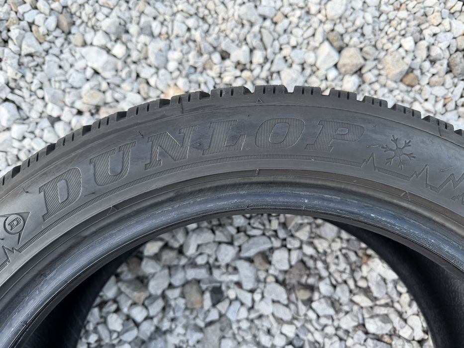 Зимни гуми Dunlop 205/50/17, Dot: 15/22