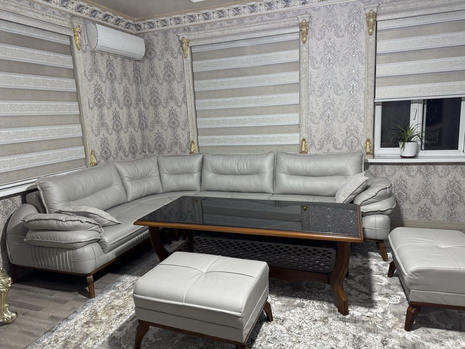 Mebel ugalok va stoli ichida srochna