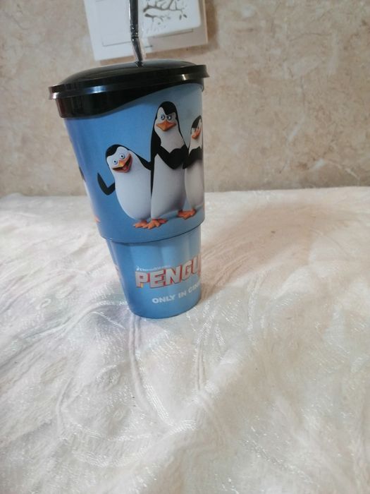 Фен чаша,, Пингвините от Мадагаскар,, - пластмаса за многокр. употреба