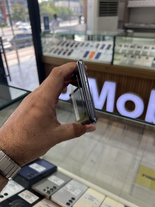 Продается (Nasiya-Вариант-Рассрочка) Galaxy S10 5G в отличном сост